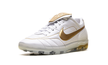 NIKE CRYOSHOT TIEMPO LEGEND RONALDINHO TOUCH OF GOLD — Stock