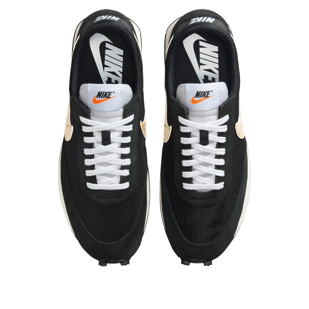 NIKE DAYBREAK SP BLACK METALLIC GOLD