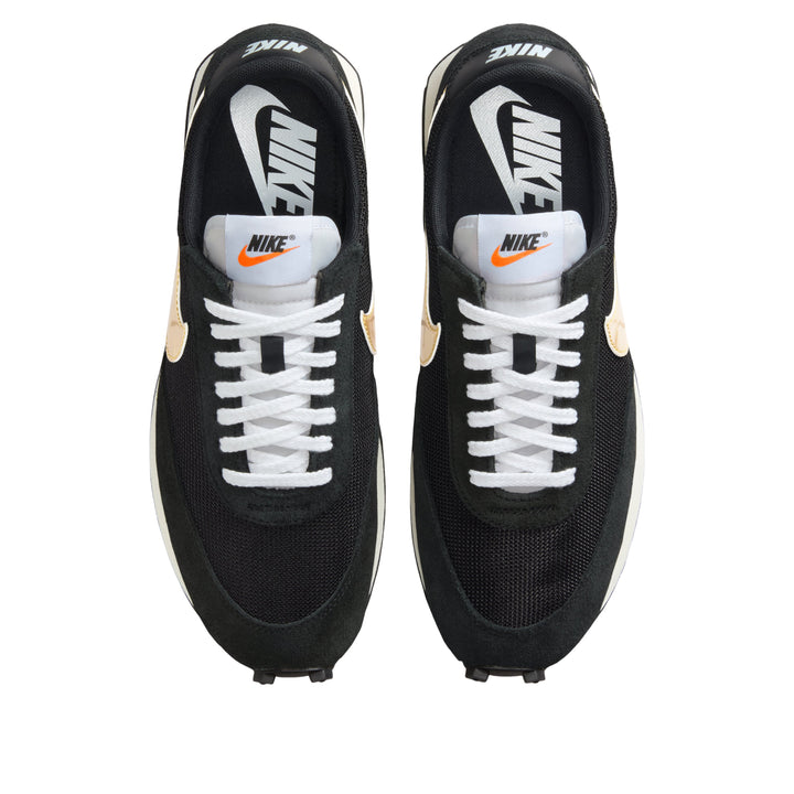 NIKE DAYBREAK SP BLACK METALLIC GOLD