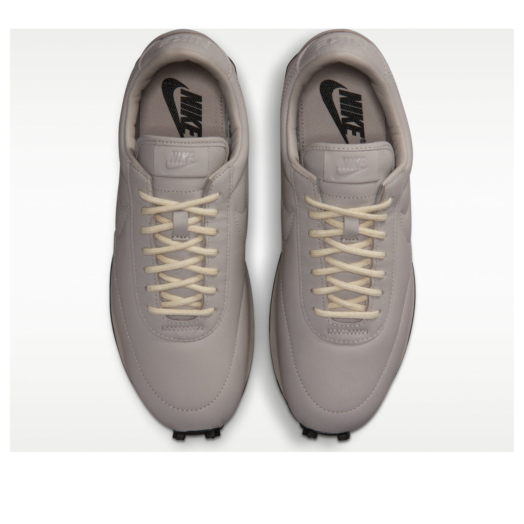 NIKE DAYBREAK SP MOON PARTICLE LIGHT BONE