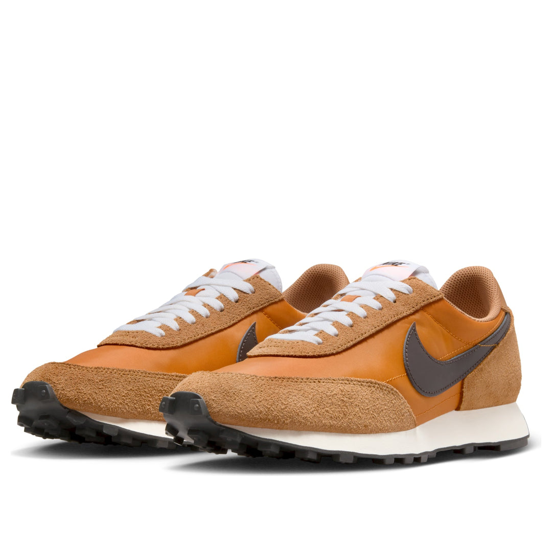 NIKE DAYBREAK VELVET BROWN