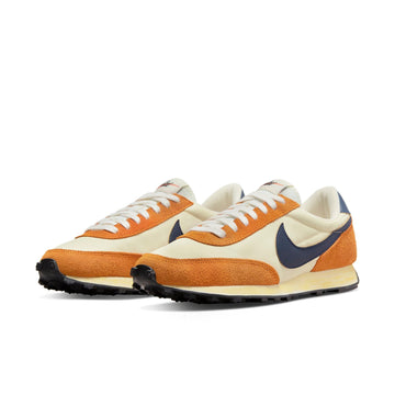 NIKE DBREAK SE MAGMA ORANGE MIDNIGHT NAVY WOMENS — Stock