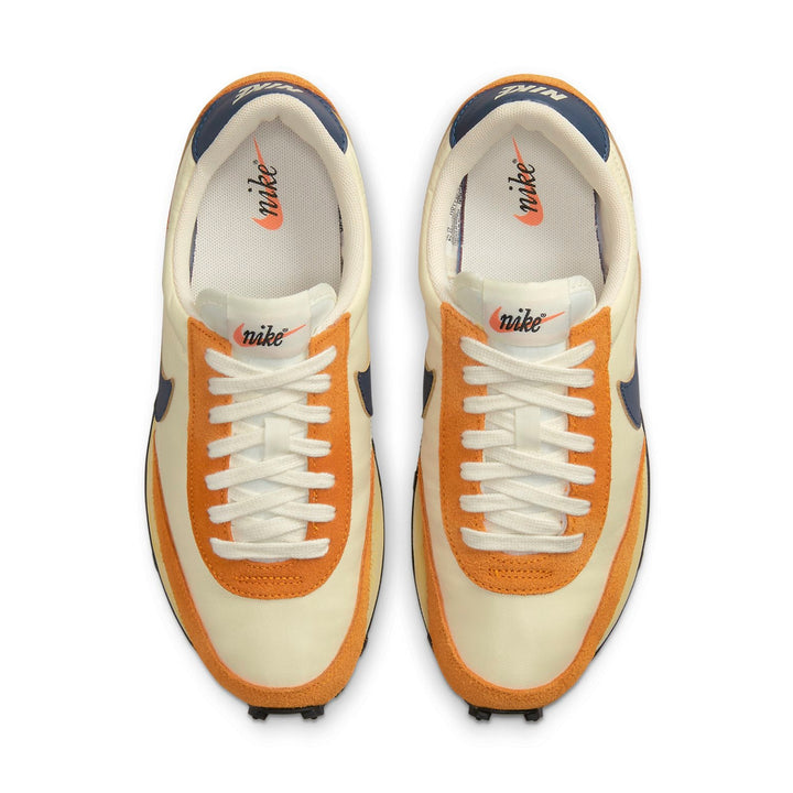 NIKE DBREAK SE MAGMA ORANGE MIDNIGHT NAVY WOMENS