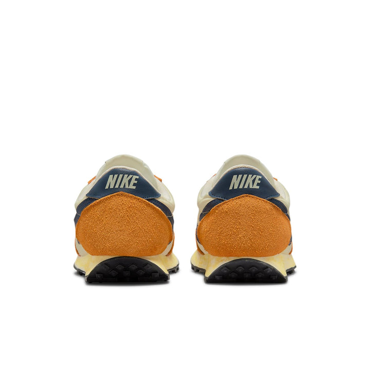 NIKE DBREAK SE MAGMA ORANGE MIDNIGHT NAVY WOMENS