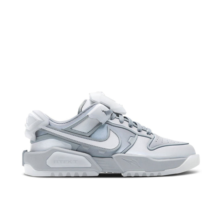 NIKE DUNK GENESIS LOW RTFKT GHOST (EDITION OF 8461) — Stock 