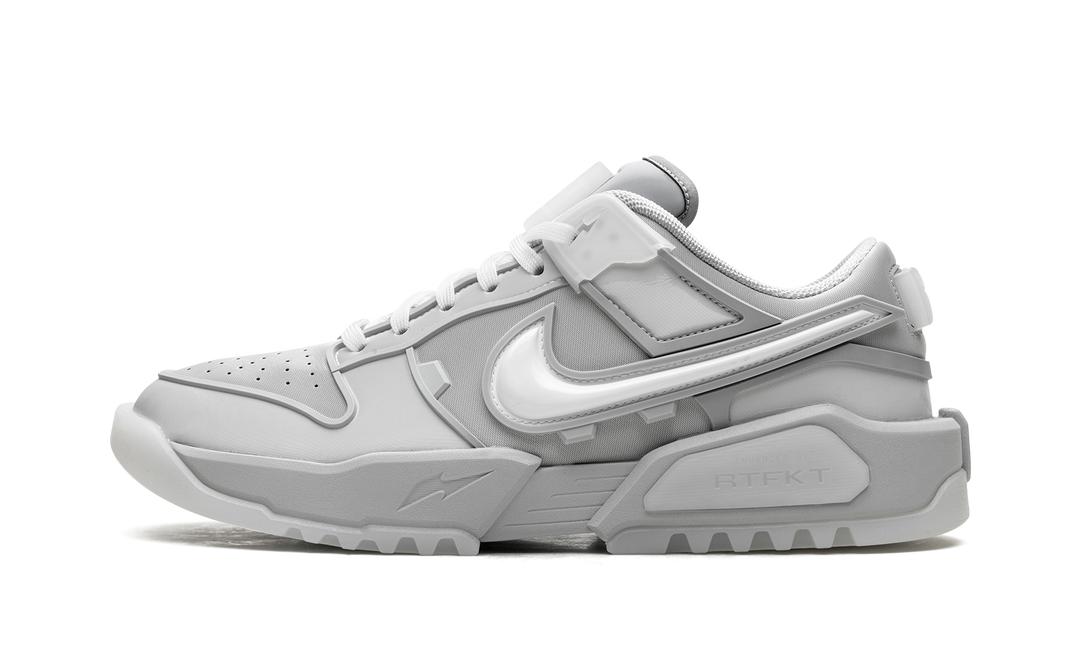 NIKE DUNK GENESIS LOW RTFKT GHOST (EDITION OF 8461) — Stock 