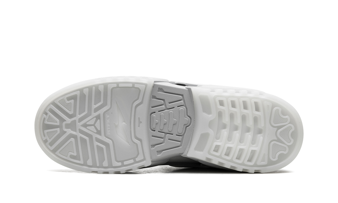 NIKE DUNK GENESIS LOW RTFKT GHOST (EDITION OF 8461) — Stock 
