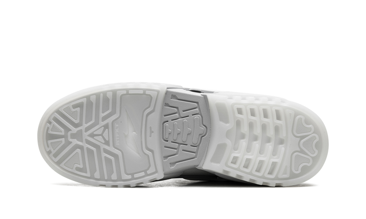 NIKE DUNK GENESIS LOW RTFKT GHOST (EDITION OF 8461) — Stock 