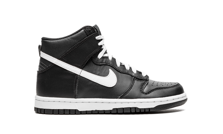NIKE DUNK HIGH BLACK WHITE 2022 GS
