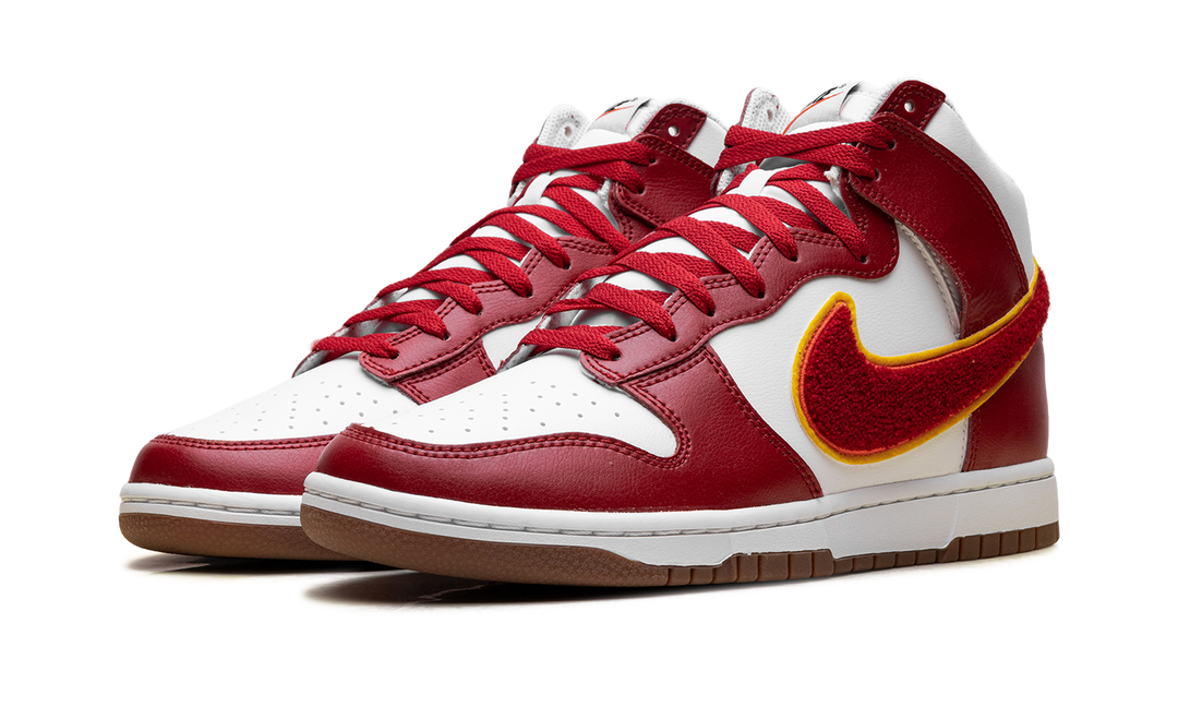 NIKE DUNK HIGH CHENILLE SWOOSH WHITE RED