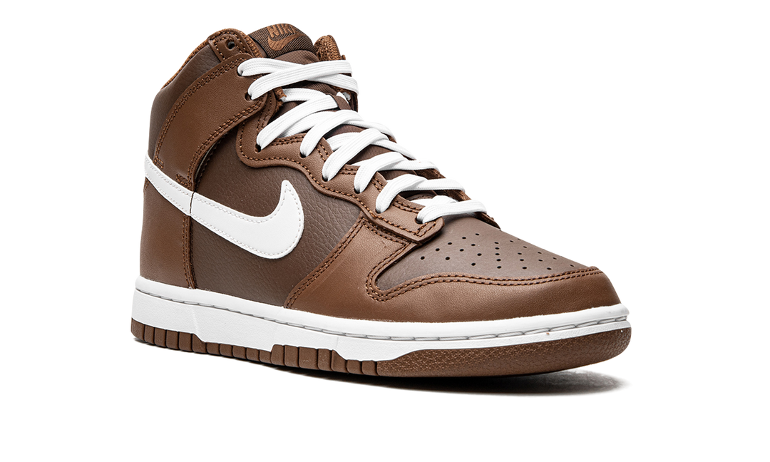 NIKE DUNK HIGH CHOCOLATE