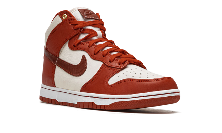 NIKE DUNK HIGH LXX CINNABAR WOMENS