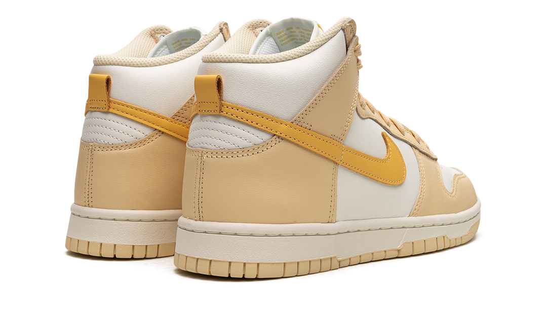 NIKE DUNK HIGH PALE VANILLA TOPAZ WOMENS
