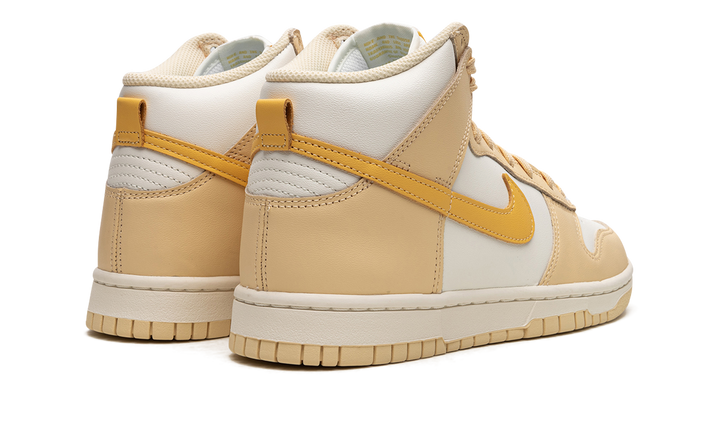 NIKE DUNK HIGH PALE VANILLA TOPAZ WOMENS