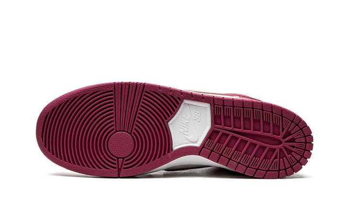 NIKE DUNK HIGH PRO SB SWEET BEET