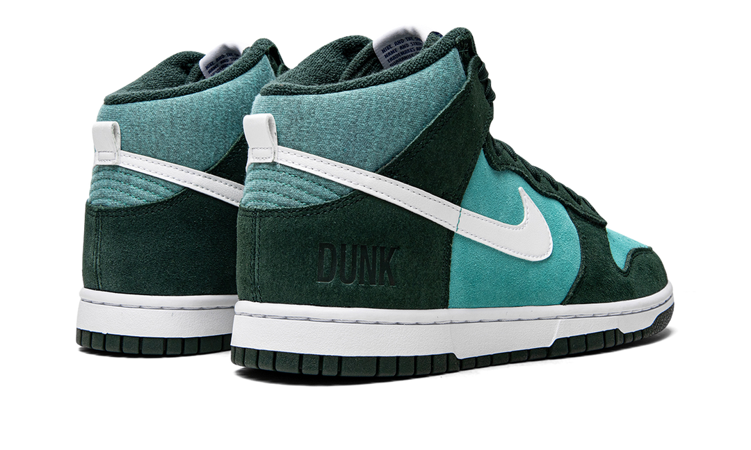 NIKE DUNK HIGH RETRO SE ATHLETIC CLUB PRO GREEN