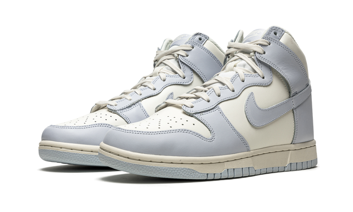 NIKE DUNK HIGH SAIL FOOTBALL GREY WOMENS
