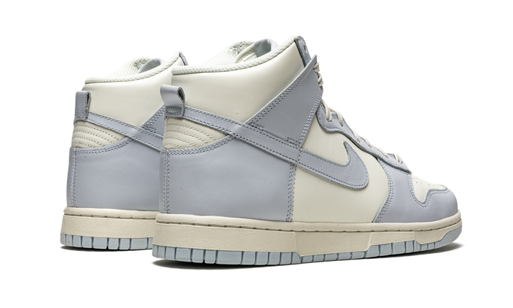 NIKE DUNK HIGH SAIL FOOTBALL GREY WOMENS
