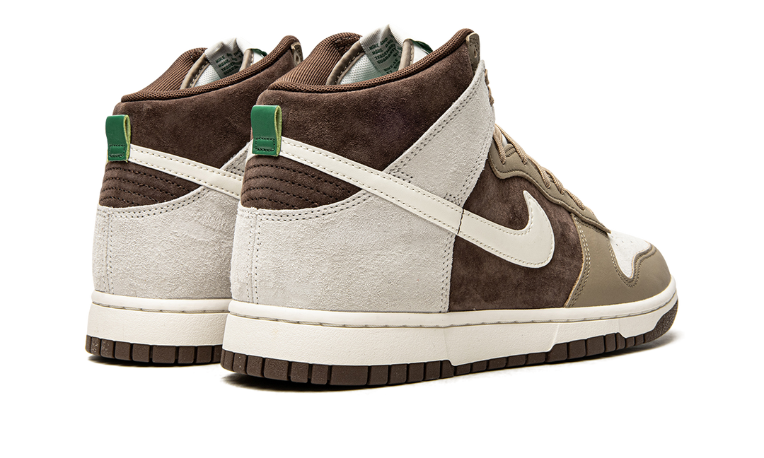 NIKE DUNK HIGH SAIL LIGHT CHOCOLATE