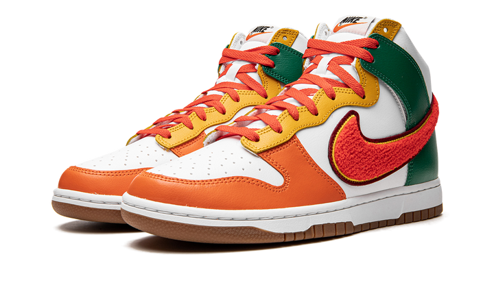 NIKE DUNK HIGH UNIVERSITY CHENILLE SWOOSH
