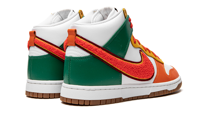 NIKE DUNK HIGH UNIVERSITY CHENILLE SWOOSH