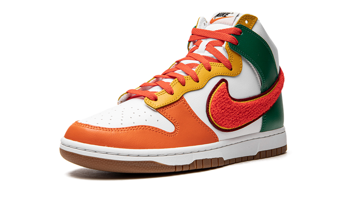 NIKE DUNK HIGH UNIVERSITY CHENILLE SWOOSH
