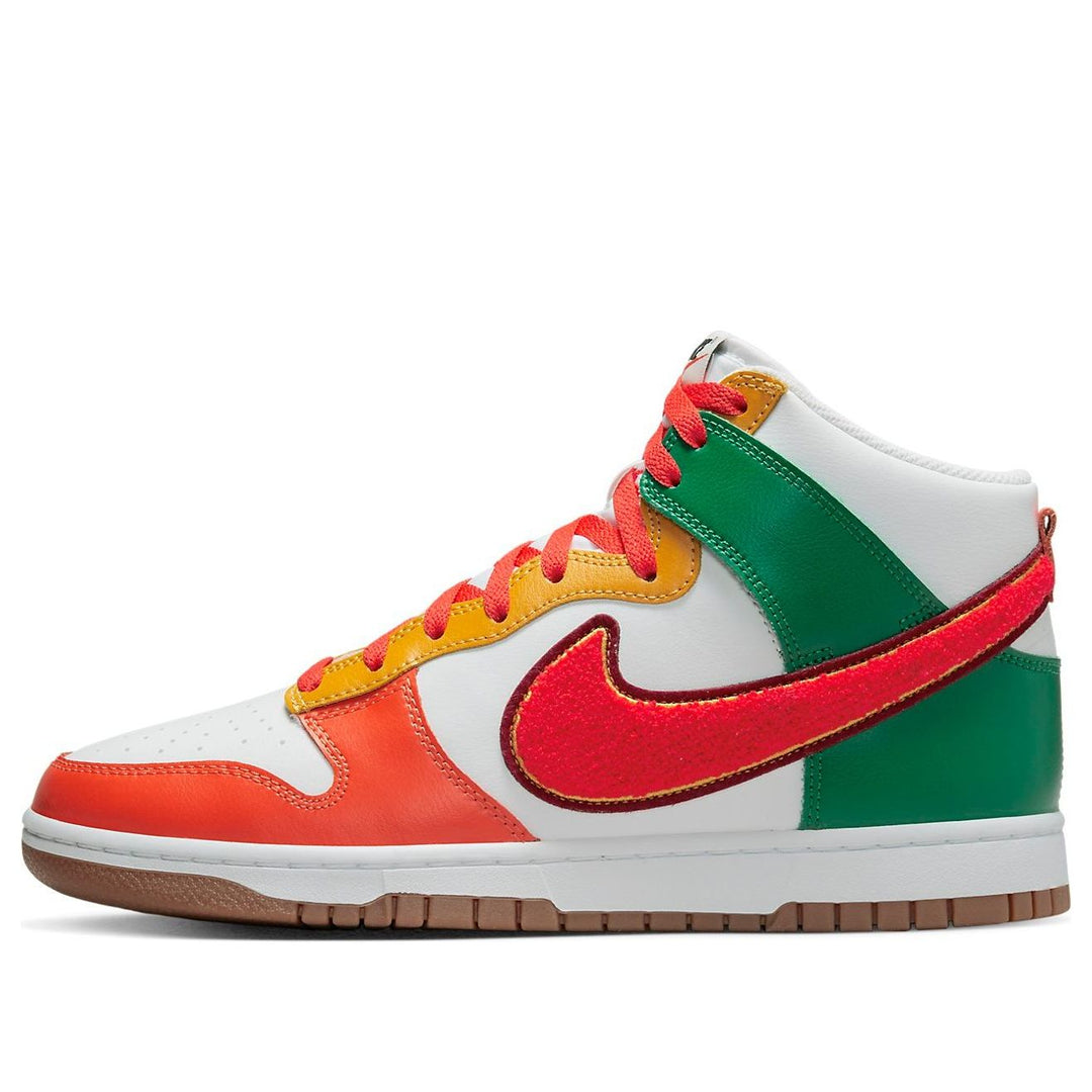 NIKE DUNK HIGH UNIVERSITY CHENILLE SWOOSH