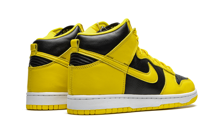 NIKE DUNK HIGH VARSITY MAIZE