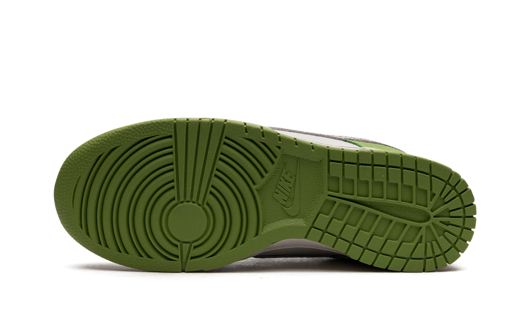 NIKE DUNK LOW AS SAFARI SWOOSH CHLOROPHYLL