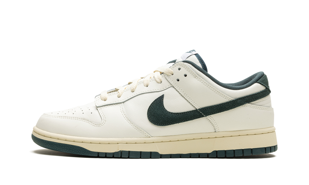 NIKE DUNK LOW ATHLETIC DEPARTMENT DEEP JUNGLE — Stock 
