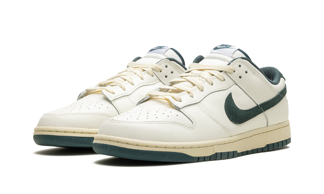 NIKE DUNK LOW ATHLETIC DEPARTMENT DEEP JUNGLE — Stock 