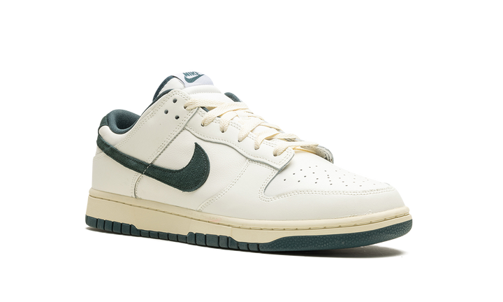 NIKE DUNK LOW ATHLETIC DEPARTMENT DEEP JUNGLE — Stock 