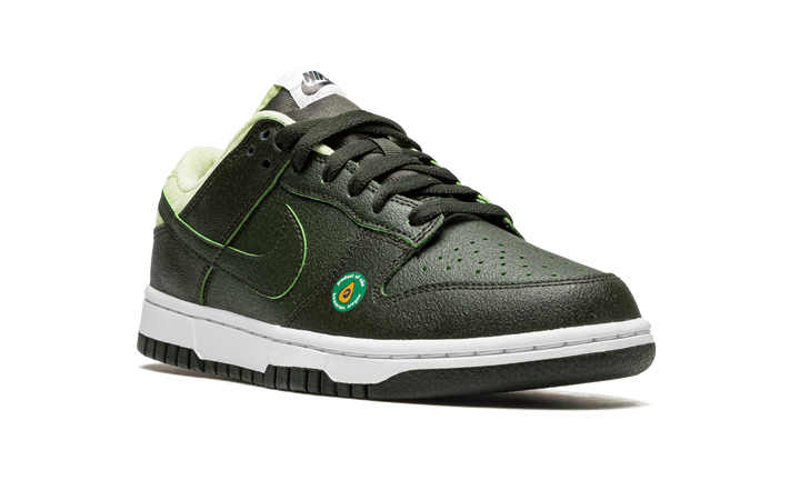 NIKE DUNK LOW AVOCADO WOMENS