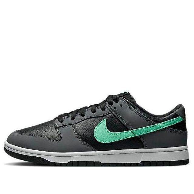 NIKE DUNK LOW BLACK GREEN GLOW — Stock 