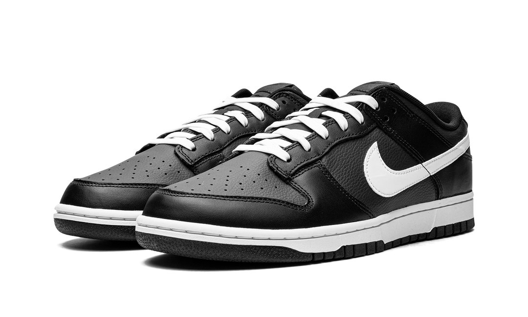 NIKE DUNK LOW BLACK PANDA