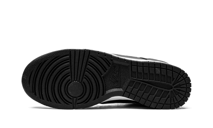 NIKE DUNK LOW BLACK PANDA