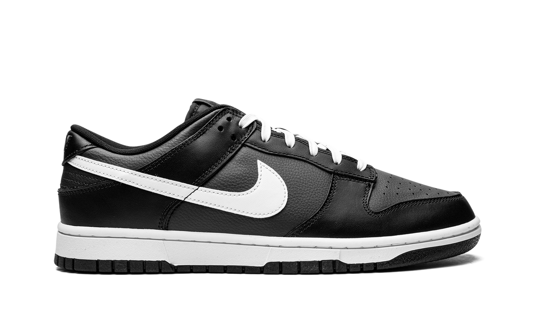 NIKE DUNK LOW BLACK PANDA