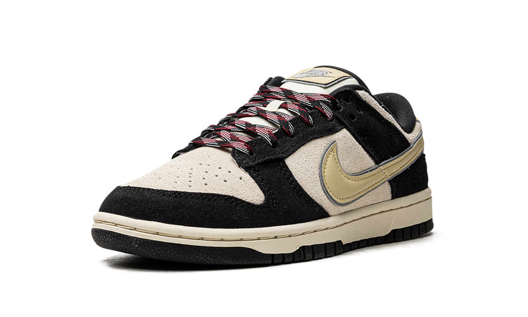 NIKE DUNK LOW BLACK SUEDE WOMENS