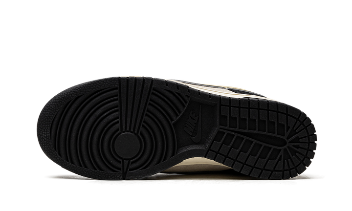 NIKE DUNK LOW BLACK SUEDE WOMENS