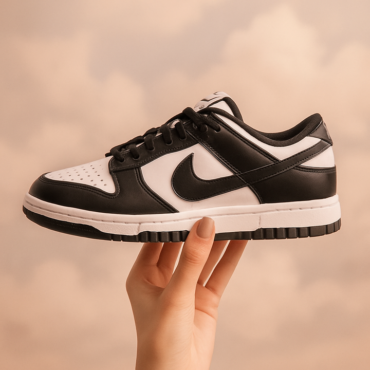 NIKE DUNK LOW &