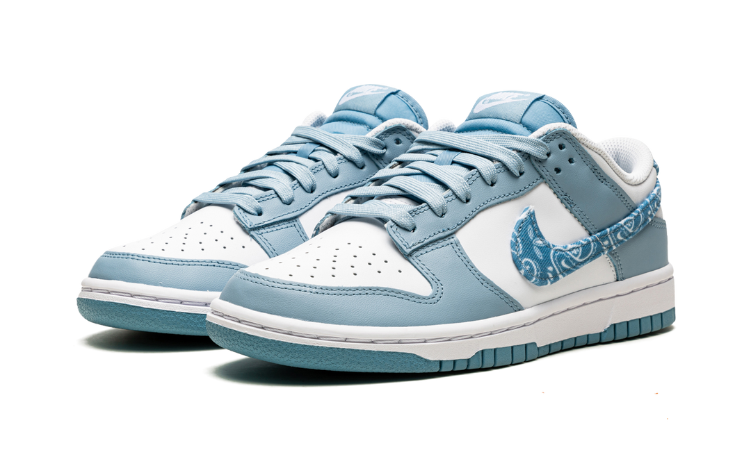 NIKE DUNK LOW BLUE PAISLEY WOMENS