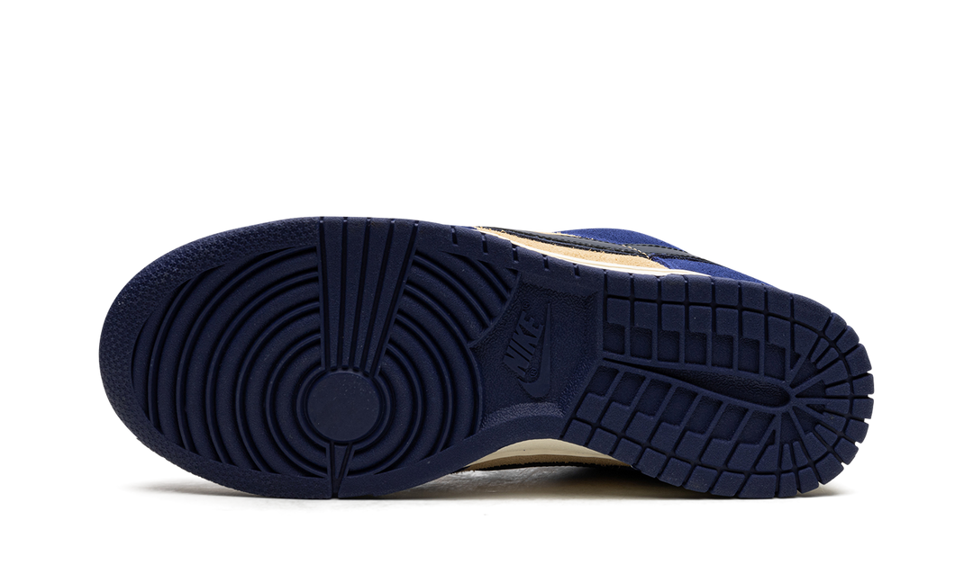 NIKE DUNK LOW BLUE SUEDE