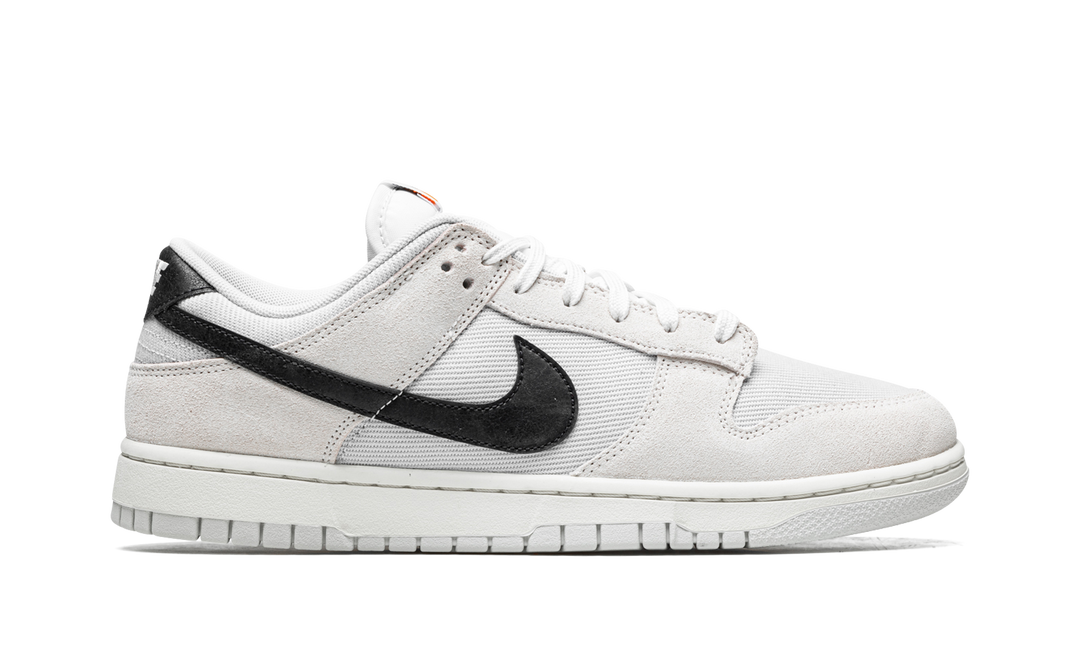 NIKE DUNK LOW CERTIFIED FRESH