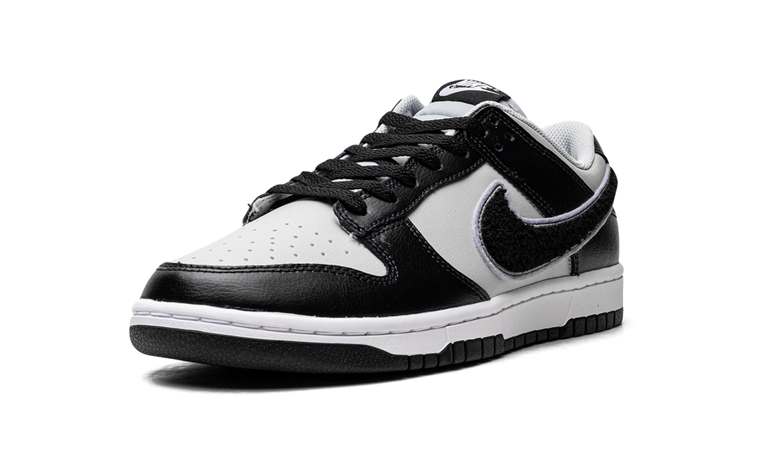 NIKE DUNK LOW CHENILLE SWOOSH BLACK GREY