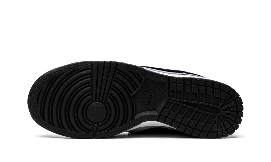 NIKE DUNK LOW CHENILLE SWOOSH BLACK GREY