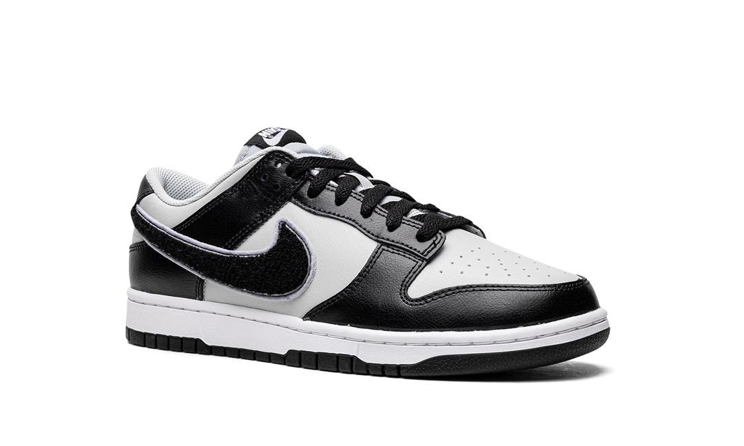 NIKE DUNK LOW CHENILLE SWOOSH BLACK GREY