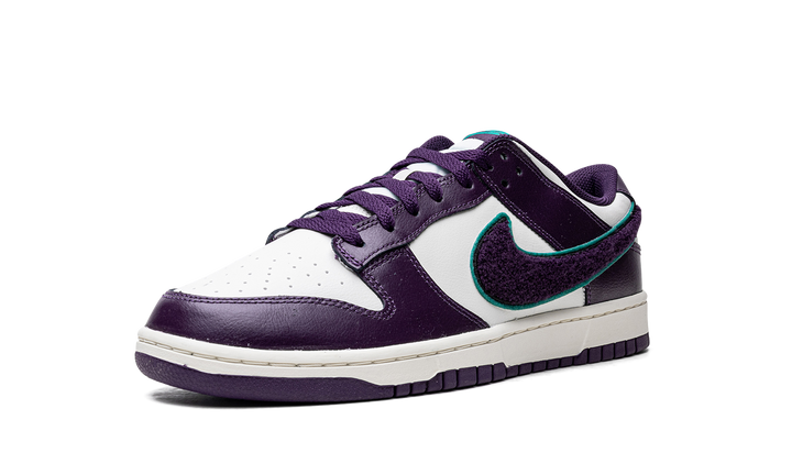 NIKE DUNK LOW CHENILLE SWOOSH GRAND PURPLE