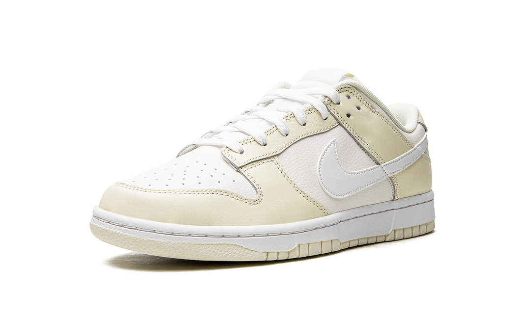 NIKE DUNK LOW &