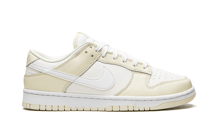 NIKE DUNK LOW &