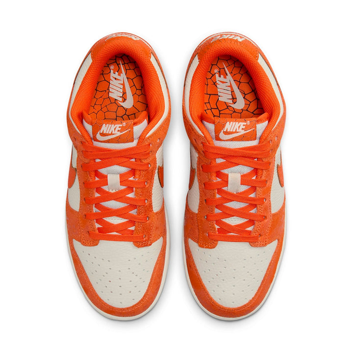 NIKE DUNK LOW CRACKED ORANGE WOMENS — Stock 